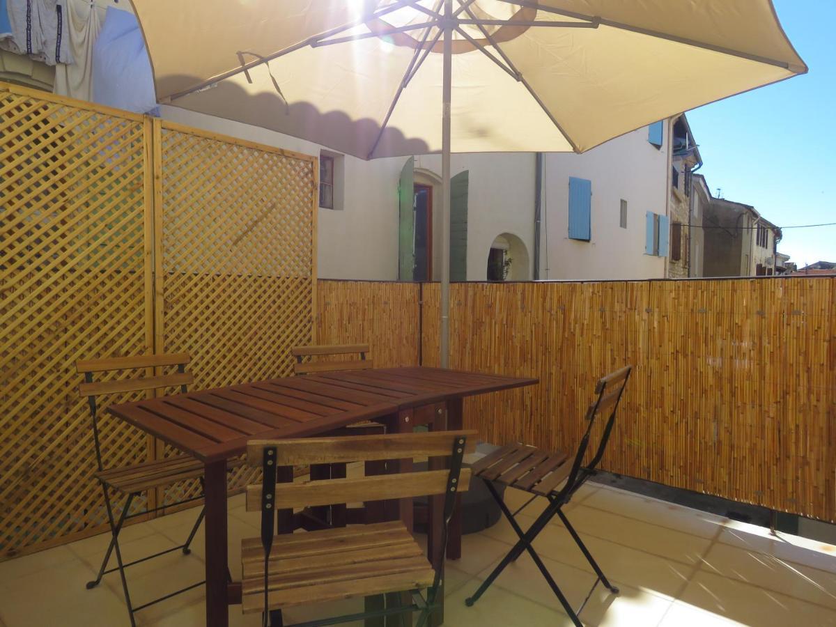 Appartement Centre Historique Avec Terrasse Au Porte De La Camargue Saint-Gilles  Eksteriør bilde