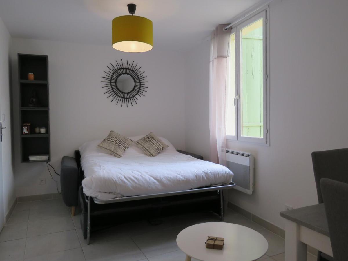 Appartement Centre Historique Avec Terrasse Au Porte De La Camargue Saint-Gilles  Eksteriør bilde